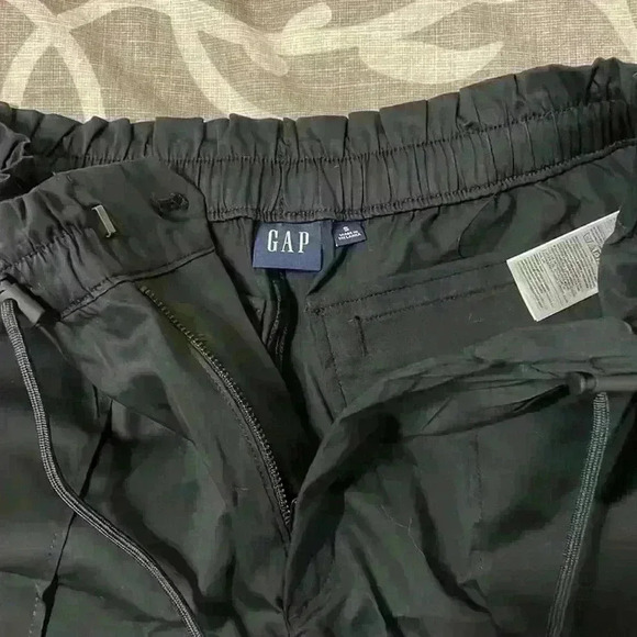 GAP Bungee Pull-On Shorts Black Small - Picture 6 of 10